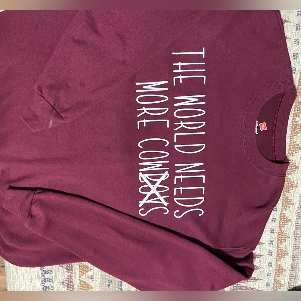 The world needs more cows. Size medium. Hanes crew neck